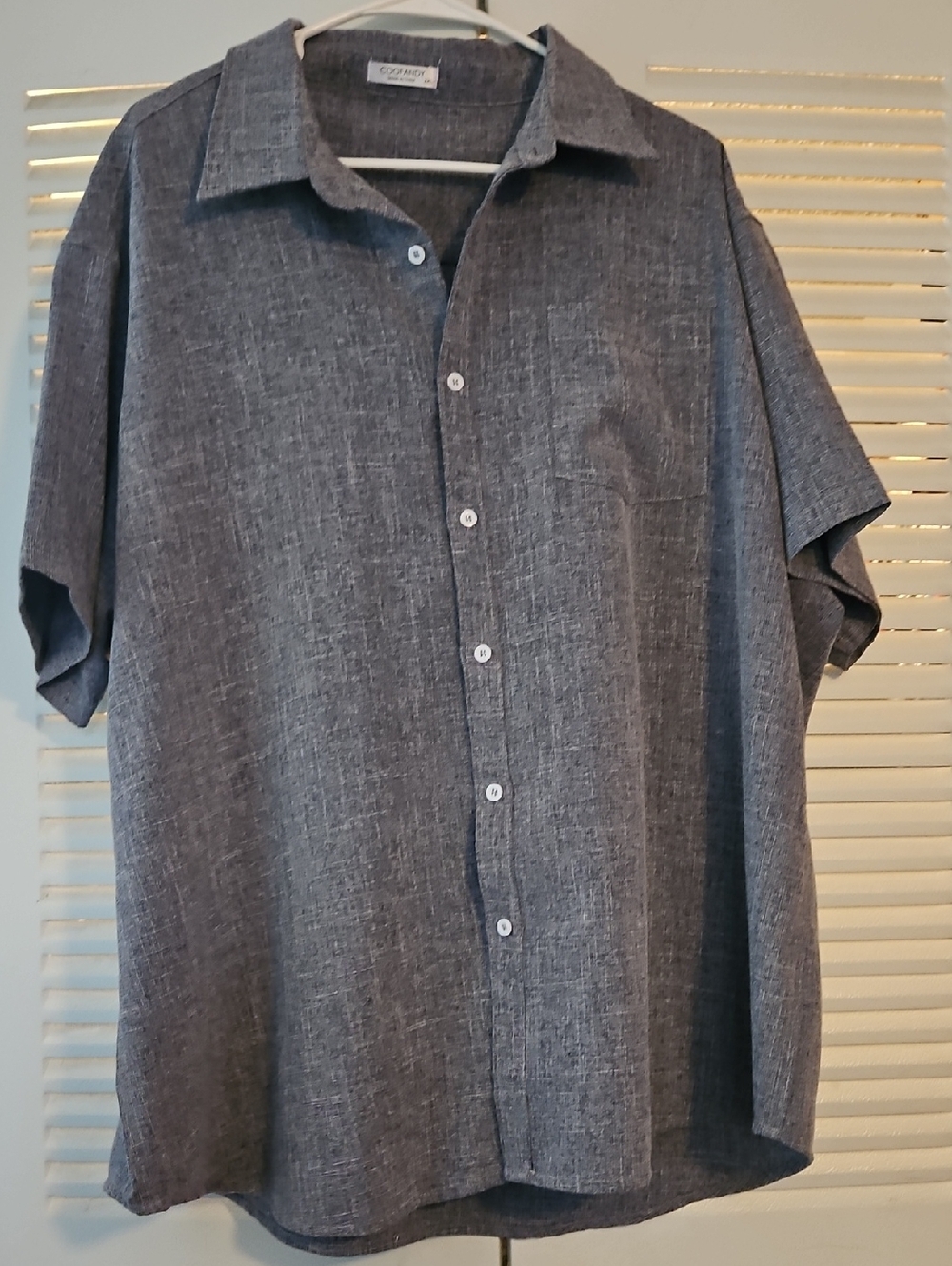 Casual Short-Sleeve Button-Down Shirt - Gray